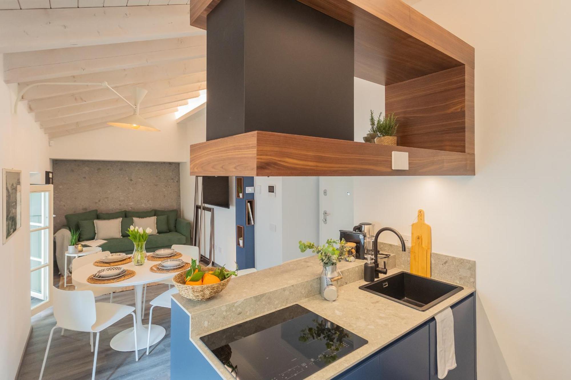 Muralto'S Nest By Rent All Como Exterior photo