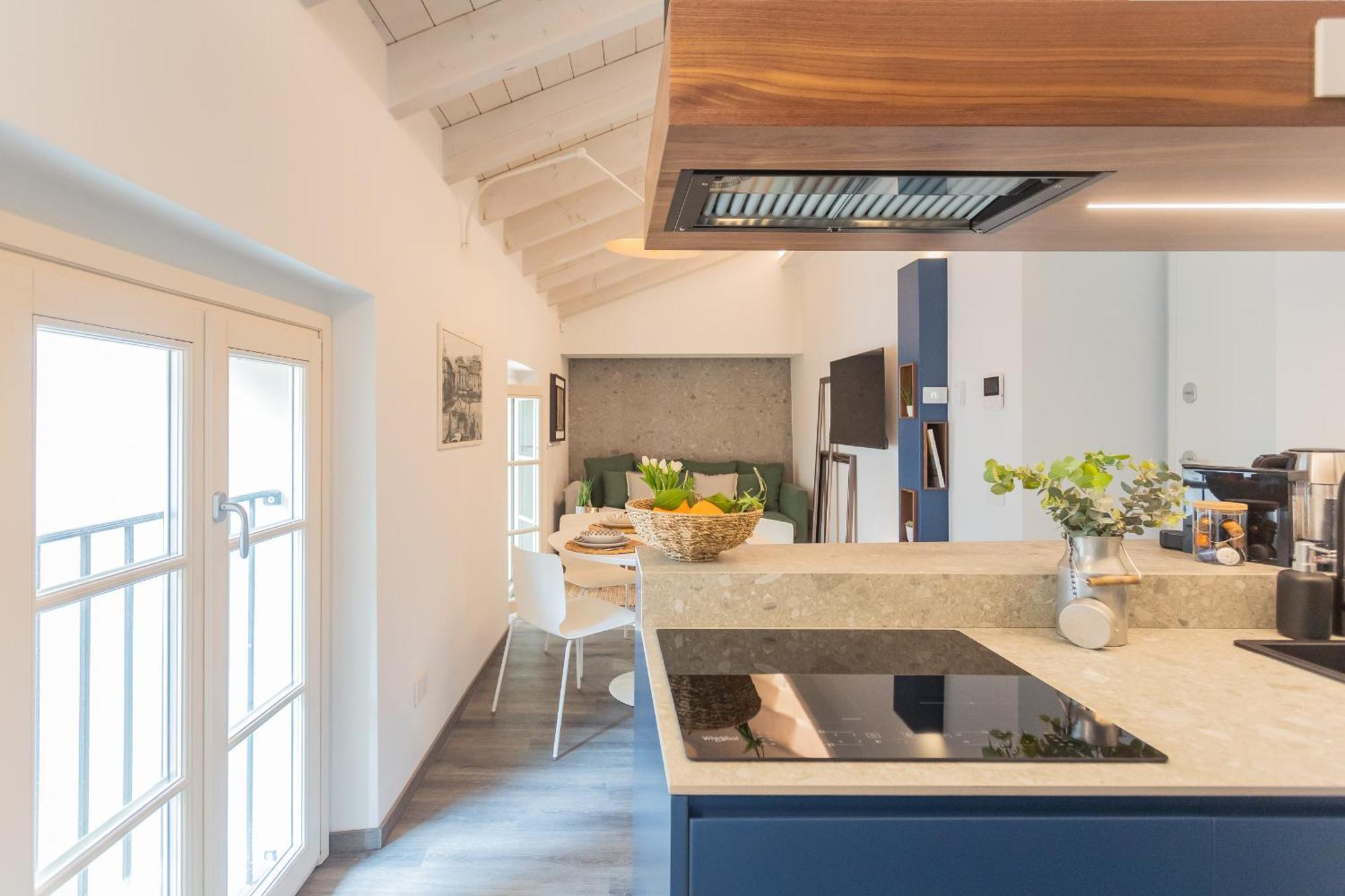 Muralto'S Nest By Rent All Como Exterior photo