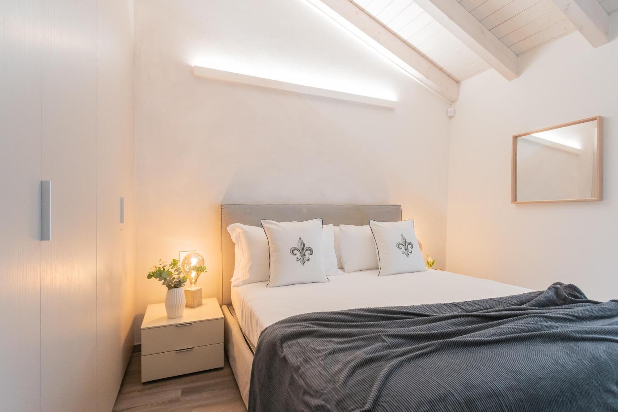 Muralto'S Nest By Rent All Como Exterior photo